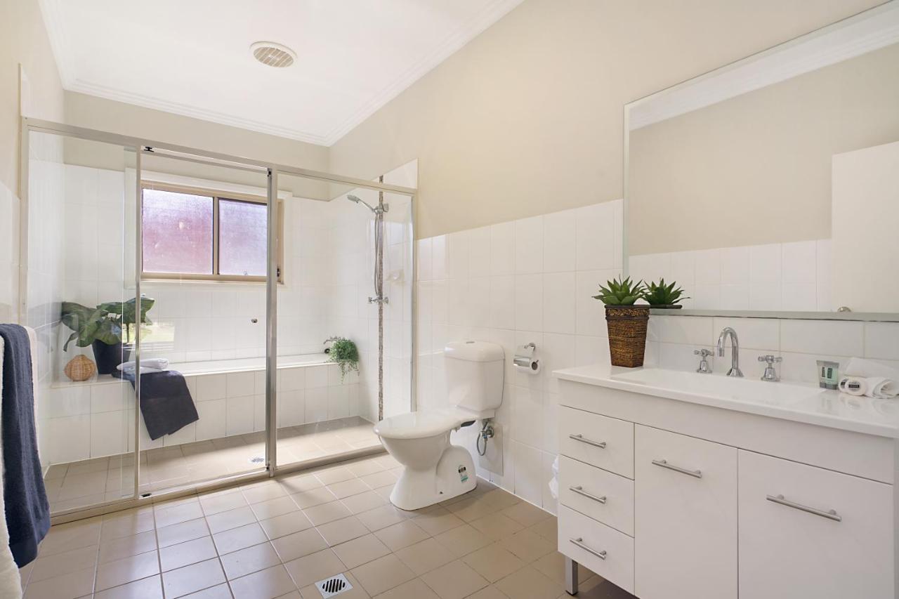 Newcastle Short Stay Accommodation - Birmingham Garden Townhouses المظهر الخارجي الصورة