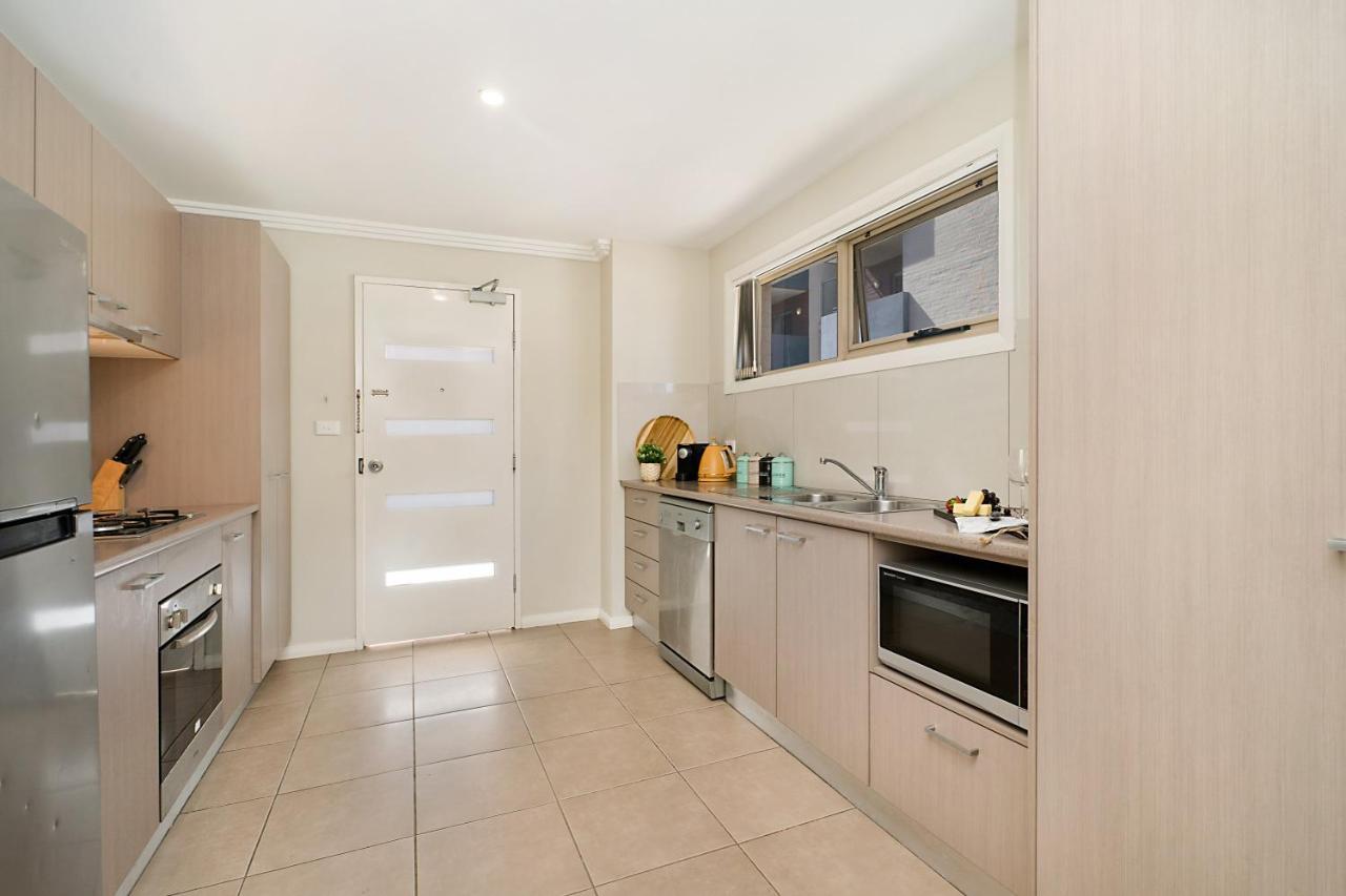 Newcastle Short Stay Accommodation - Birmingham Garden Townhouses المظهر الخارجي الصورة