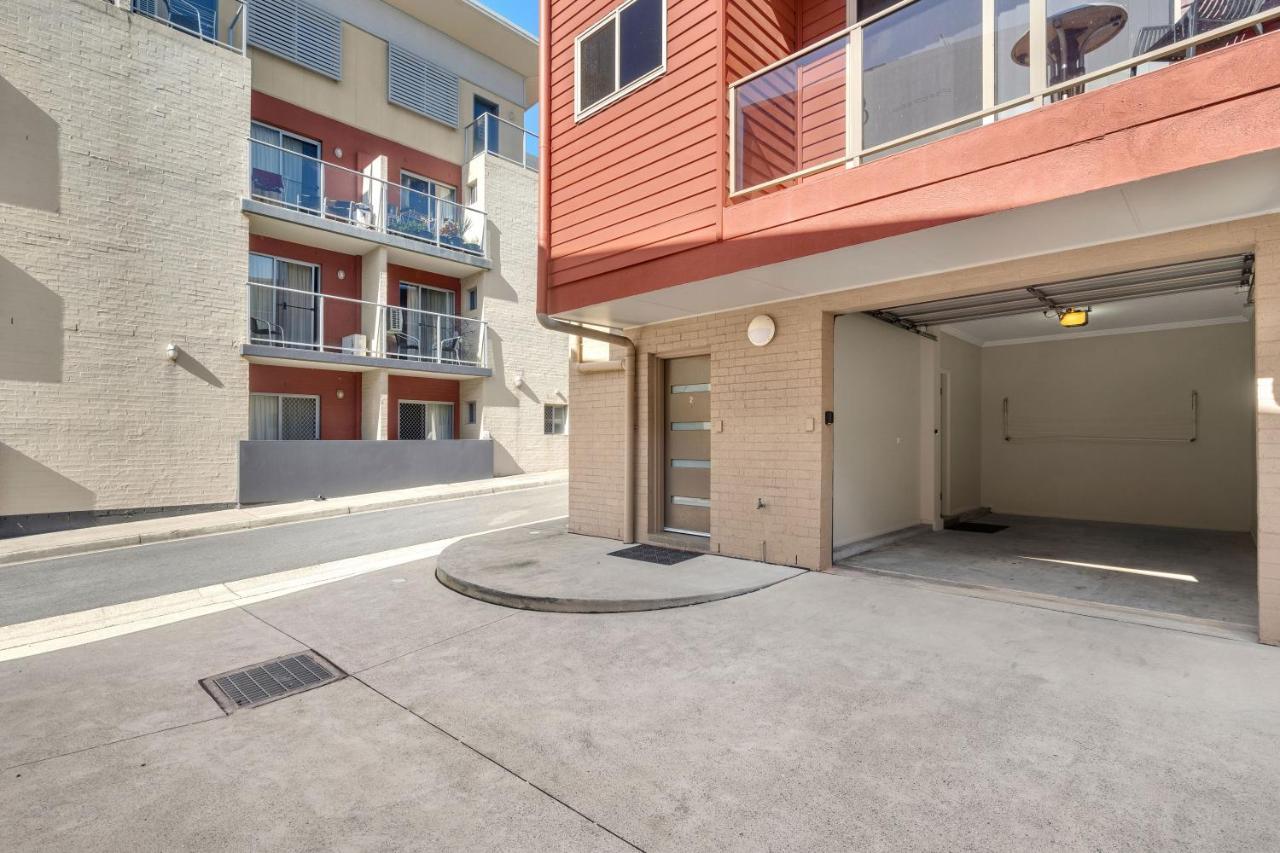 Newcastle Short Stay Accommodation - Birmingham Garden Townhouses المظهر الخارجي الصورة