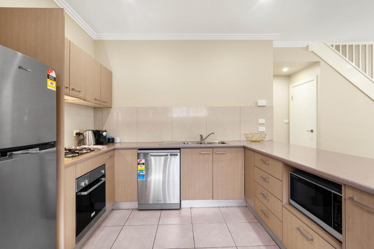 Newcastle Short Stay Accommodation - Birmingham Garden Townhouses المظهر الخارجي الصورة