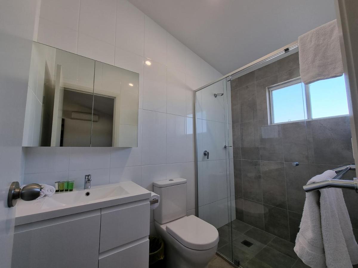 Newcastle Short Stay Accommodation - Birmingham Garden Townhouses المظهر الخارجي الصورة