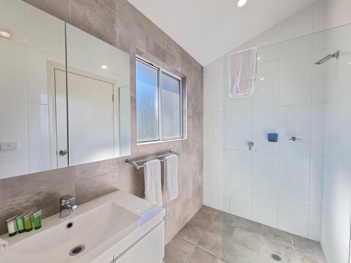 Newcastle Short Stay Accommodation - Birmingham Garden Townhouses المظهر الخارجي الصورة