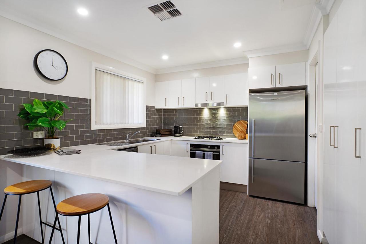 Newcastle Short Stay Accommodation - Birmingham Garden Townhouses المظهر الخارجي الصورة